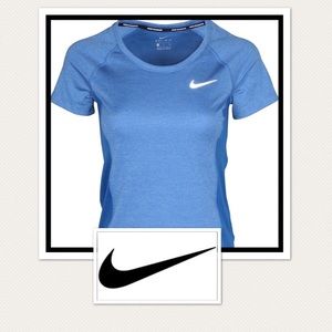 Nike Women’s Dry Miler Running Top